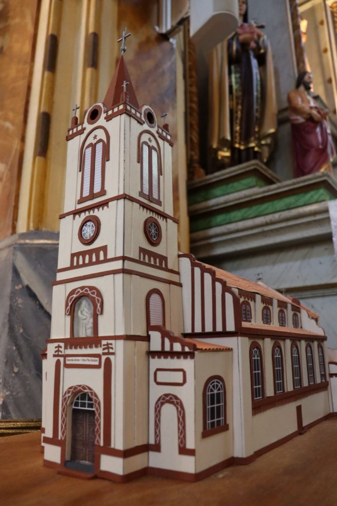 Maqueta da Paróquia Sant'Ana do Abranches por Pedro Kochanny