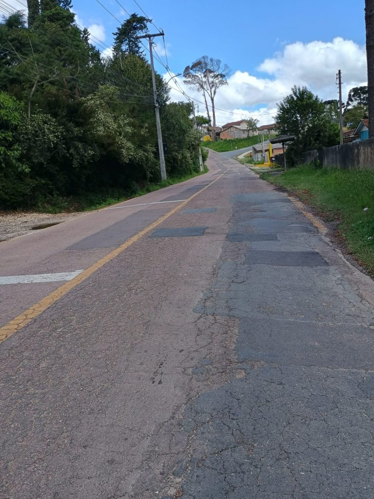 Moradores voltam a reclamar das más condições da Rua Prodócimo Lago, no Taboão