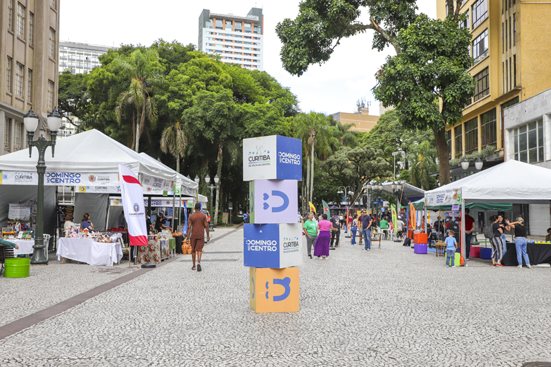 Domingo no Centro completa um ano e marca aniversário de Curitiba com programação especial