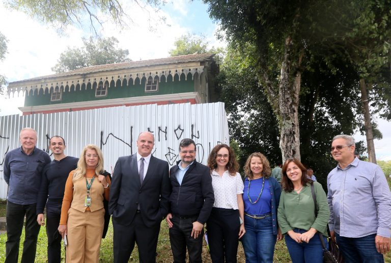 Imóvel histórico da Barreirinha será restaurado para abrigar Casa da Leitura